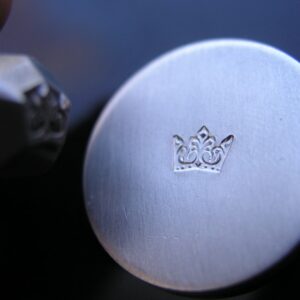 03-02 Královská koruna razidlo do kovu