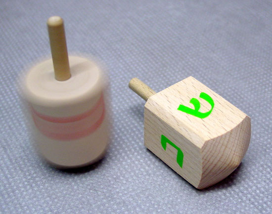 Drejdl malý malovaná červená písmena