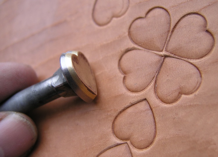 014-07 Mega heart - Mega Herzen (14 x 14 mm) Mega srdce – Obrázok 2