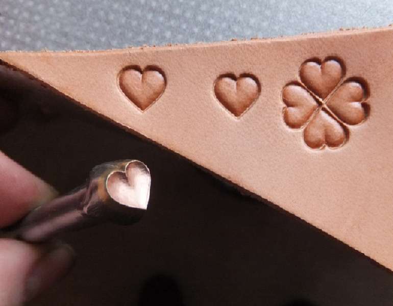 014-07 SRDCE 7 x 7 mm - Heart - Herzen