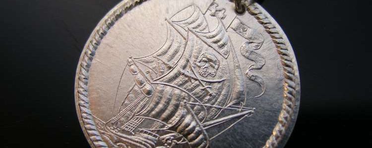 Pirátská mince stříbrný přívěsek