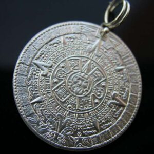 Medailon Aztécký kalendář s lodí
