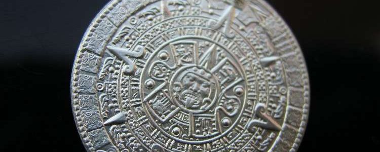 Medailon Aztécký kalendář s lodí