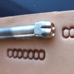 016-08 2 Korálky razidlo do kůže