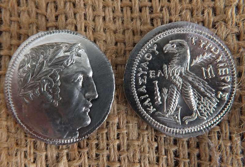 042-56 30 stříbrných, cín – Obrázok 3