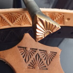 013-30 Východ slunce – velký trojúhelník