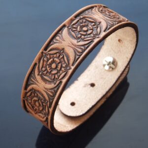 Kožený náramek – Růže