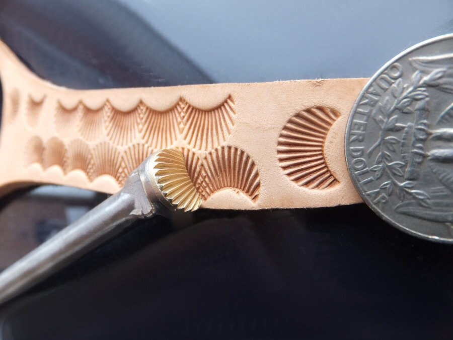 017-19 Košík a vějíř 2 razidla – Obrázok 6