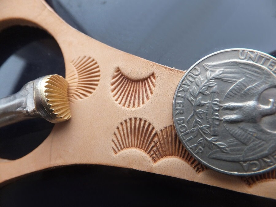 017-19 Košík a vějíř 2 razidla – Obrázok 8