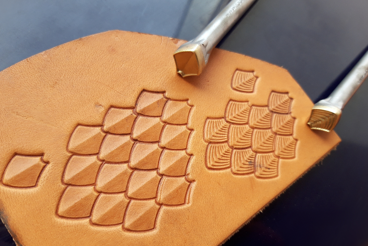 017-06 Šupiny malé 2 kusy