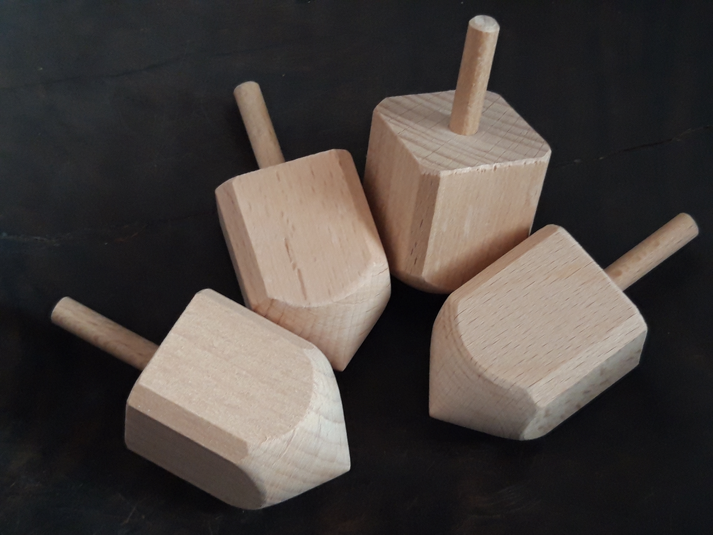 4x drejdl malý prázdný