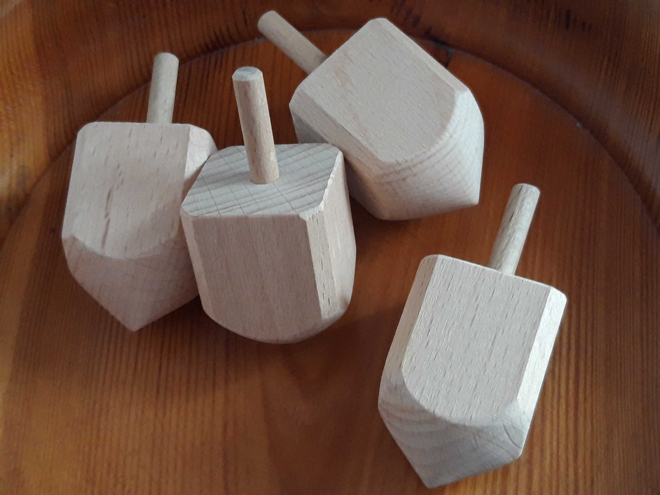 4x drejdl malý prázdný