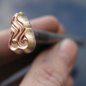 Plamen raznice do kůže