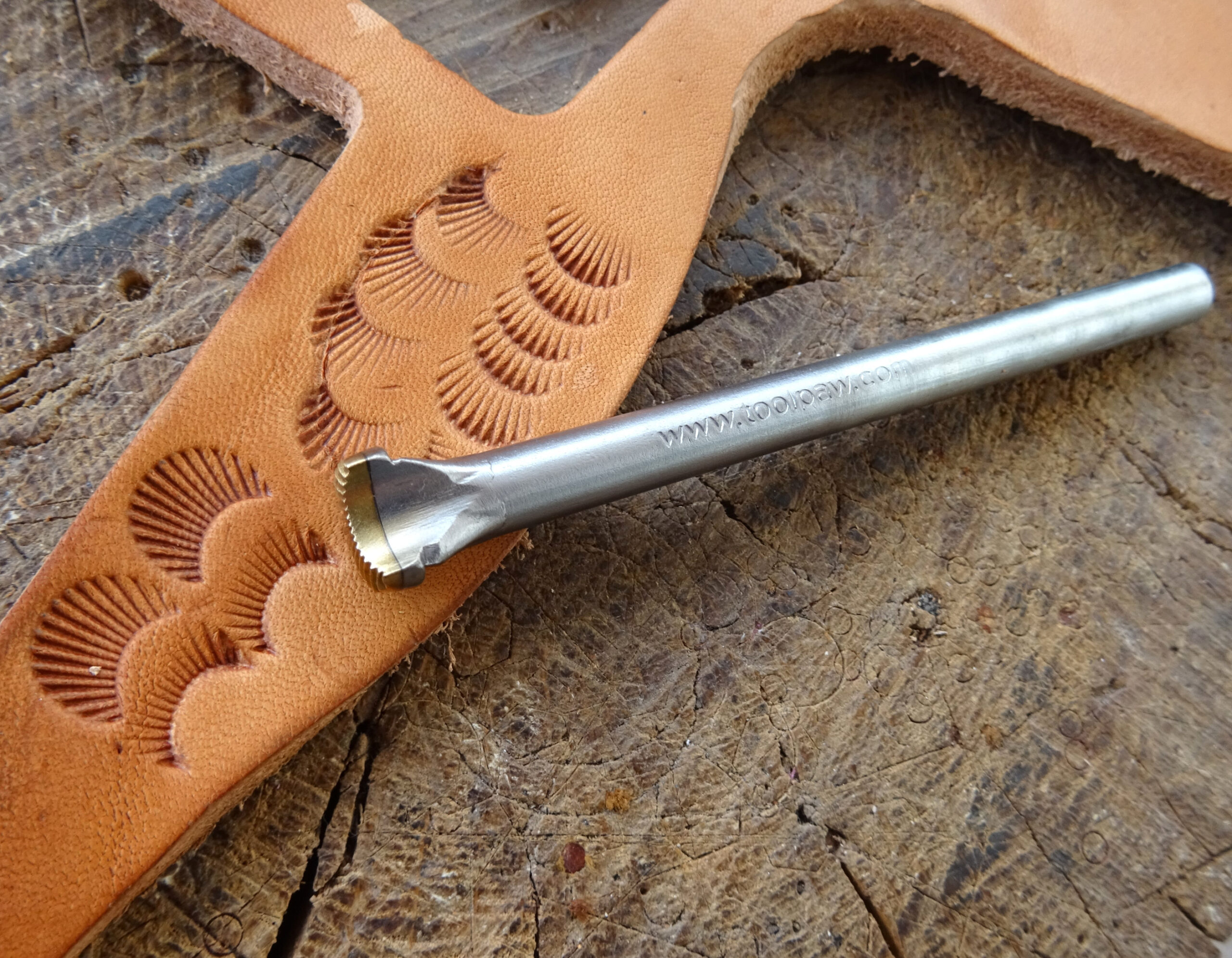 Camouflage 11x9 razidlo do kože